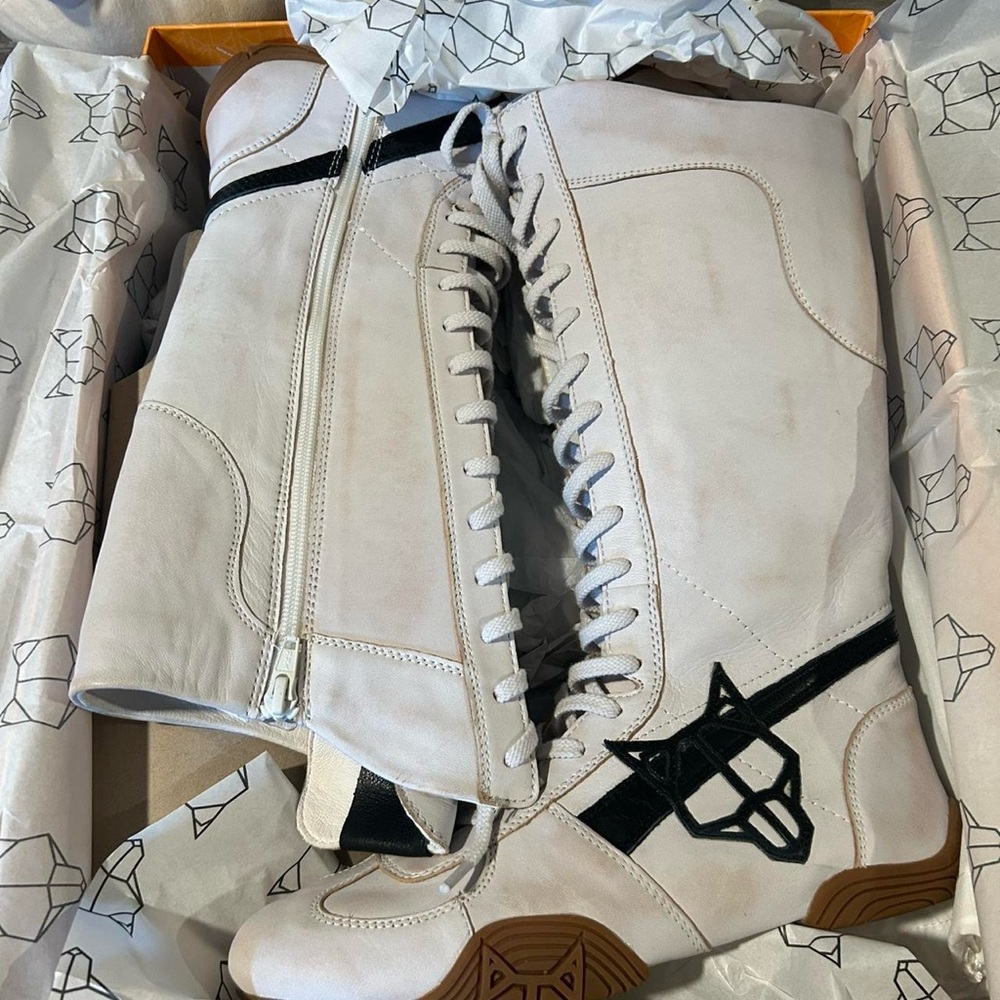 NAKED WOLFE BETSY WHITE ALCOHOL LEATHER BOXING BOOTS - Picture 7 of 7